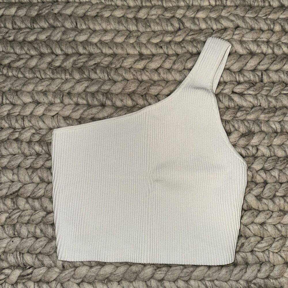 Babaton Sculpt Knit One Shoulder Cropped Tank